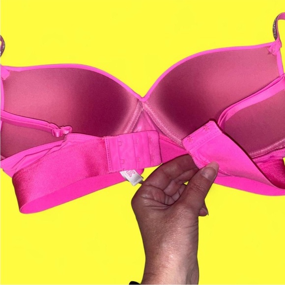 Victoria's Secret Wear Everywhere Wireless Push-up Bra 34B - Picture 2 of 6